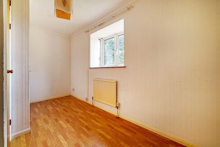 2 bedroom semi-detached house to rent - Photo 3