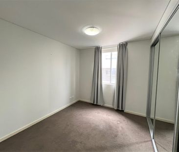 GREAT APARTMENT LIVING! - Photo 2