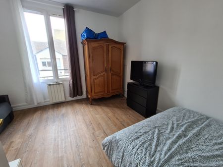 Location Appartement 1 pièce 29m² - Photo 3