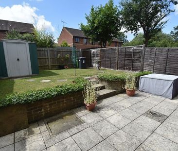 Southlands, Basingstoke - Photo 4