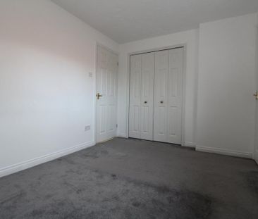 3 bedroom end of terrace house to rent - Photo 6