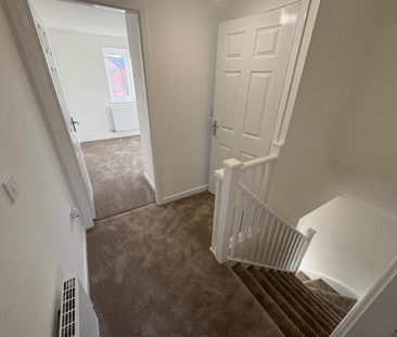 2 bedroom semi-detached house to rent - Photo 5