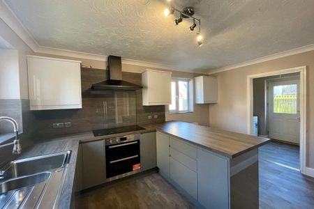 Kitchener Close - Photo 4