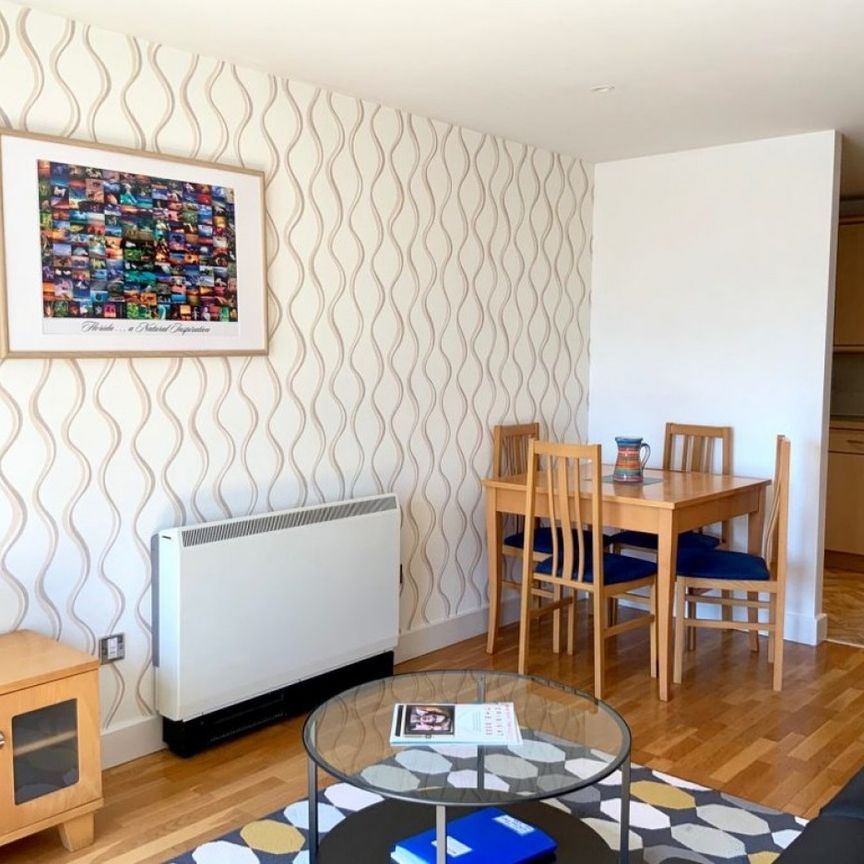 2 bed Apartment for Rent - Photo 1