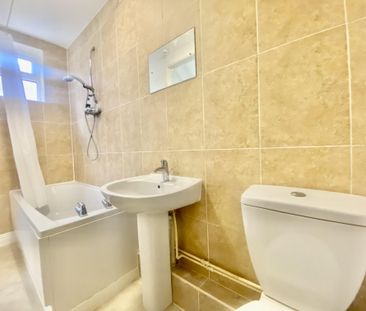 Bullar Road, Southampton - Photo 3