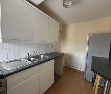To Let 2 Bed Flat Wrexham Street, Mold Per Calendar Month £725 pcm - Photo 6