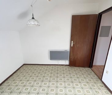 Gemütliche Dachgeschosswohnung mit Küche - Foto 2