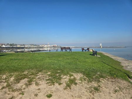 1 Cove Terrace, Sandycove Avenue East, Dun Laoghaire, Co. Dublin, Dublin County, Dublin - Photo 2