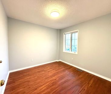 For Lease - 163 Willow park dR Drive, Brampton, Ontario - Photo 4