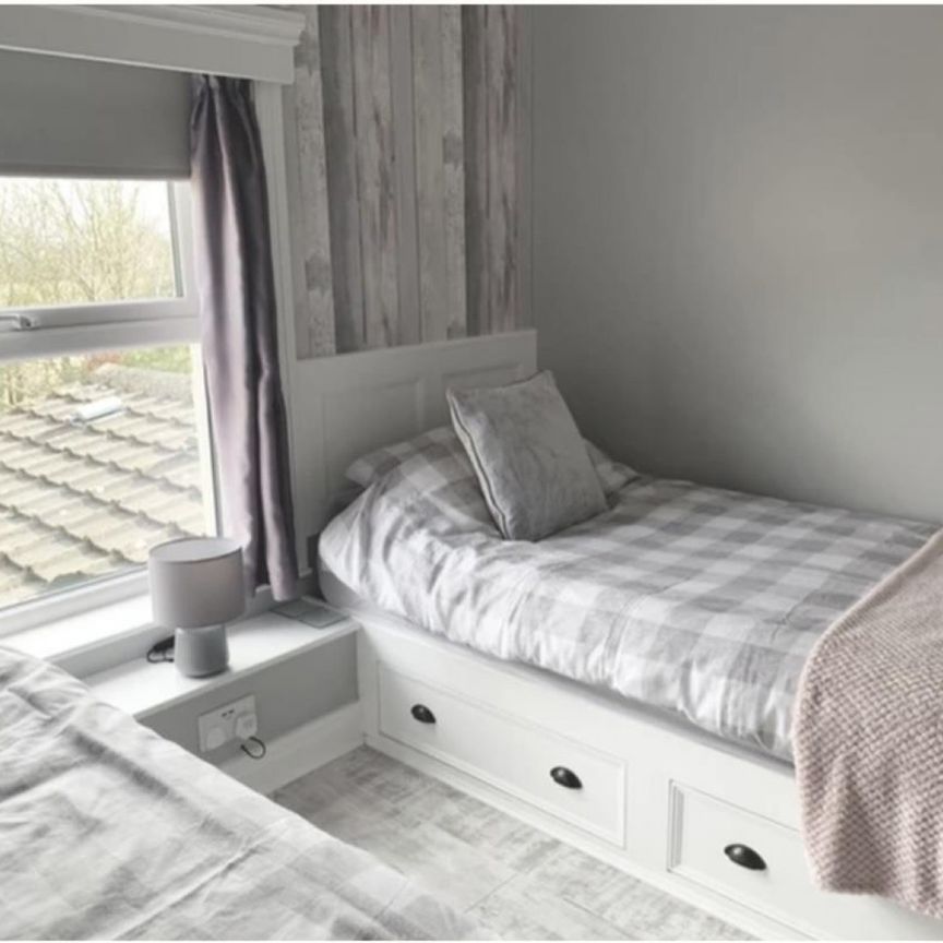 2 bedroom House To Let - Photo 1