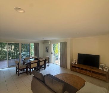 Robina - Photo 2