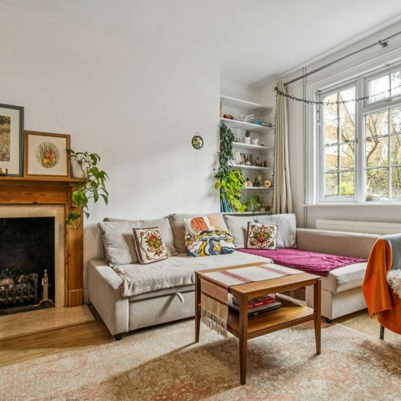 Partingdale Lane, NW7, London - Photo 1