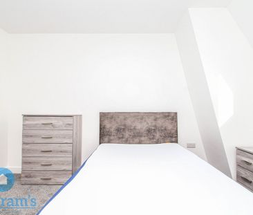 1 bed Apartment for Rent - Photo 5