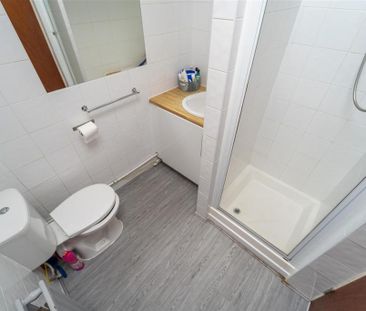 4 bedroom house to rent - Photo 1