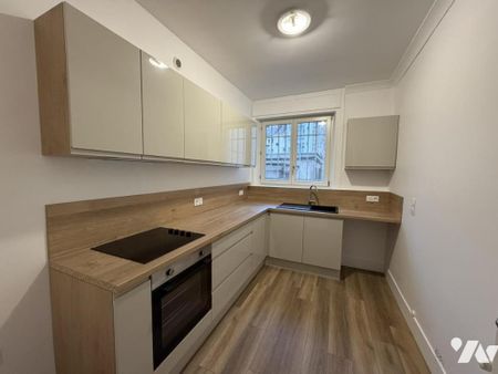 ORLEANS - CENTRE-VILLE - T4 REFAIT A NEUF - Photo 4