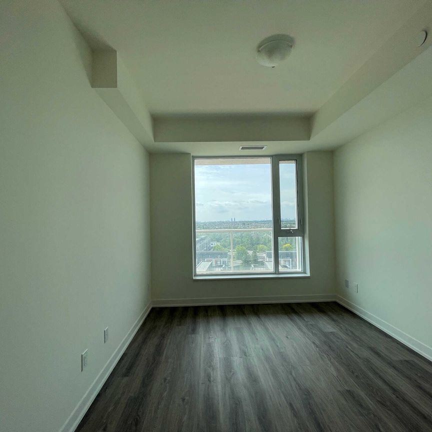 NEXT2 AT ELGIN EAST: BAYVIEW & ELGIN MILLS (2 DAVID EYER RD) AD#101130 - Photo 1