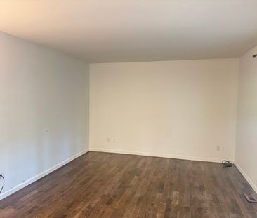 Spacious Upper Home - Photo 1