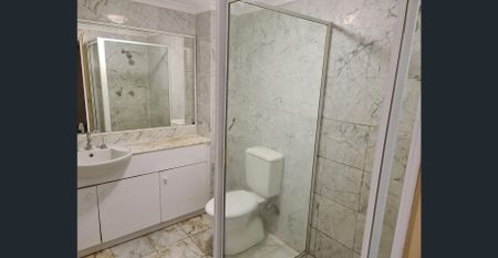 3 BEDROOM in HURSTVILLE CBD - Photo 5