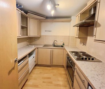 Ffordd Garthorne, CARDIFF - Photo 4