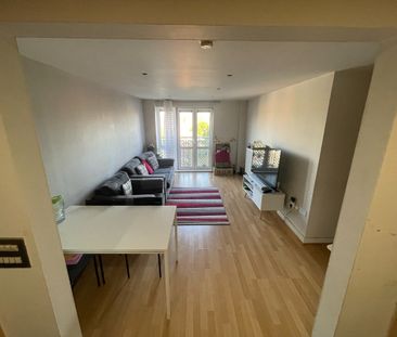 2 Bed Flat, The Pinnacle, RG1 - Photo 1