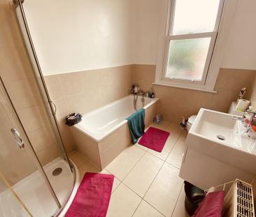 1 bedroom in a house share to rent - Photo 6