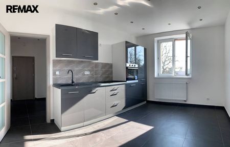 Pronájem bytu 2+1 v osobním vlastnictví 70 m², Olomouc - Photo 2