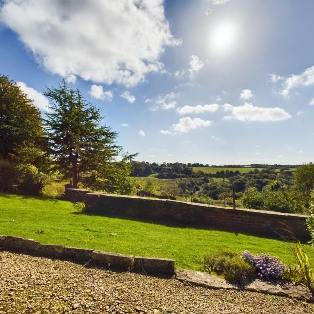 Lodge Cottage, Lypiatt, Stroud, GL6 - Photo 1