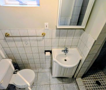 1559 Northmount Avenue #Basement - Photo 6