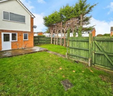 2 Bedroom House to Rent in Blackfriars, Rushden, Northants, NN10 - Photo 3