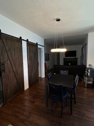 For Lease - 241 Jarvis Street, Fort Erie, Ontario - Photo 2