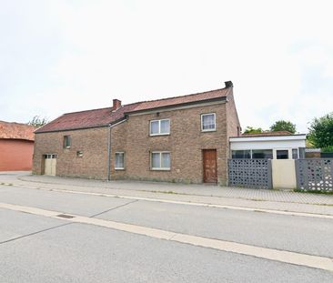 Hoevewoning met 3 slaapkamers en 2 garages, met zuidoost gerichte tuin - Foto 2