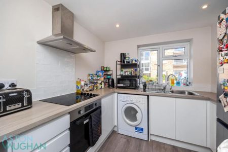 3 bedroom apartment to rent - Photo 5