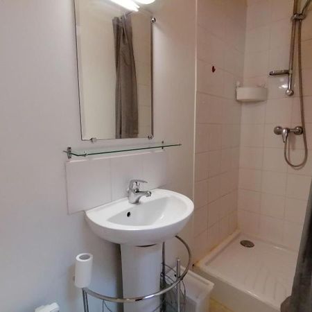 Location Appartement 1 pièce 12m² BORDEAUX 33000 - Photo 4