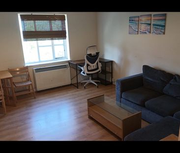 2 Bed Penthouse, Otter Close, E15 - Photo 1