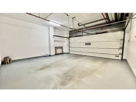 3 bedroom luxury Semidetached House for rent in Marbella, Andalusia - Photo 2