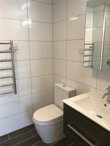 Apartment Living - Photo 2