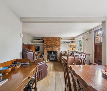 2 bedroom detached house to rent - Photo 3