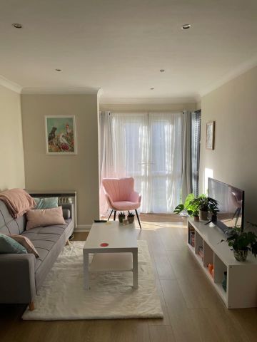1 Bed Flat, Sterling Place, TW8 - Photo 2