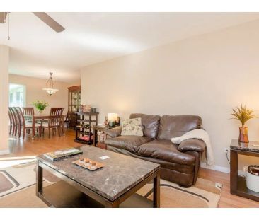 15534 87A Ave, Surrey - Photo 2