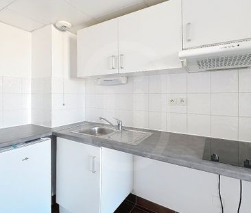 Location Appartement 2 pièces 40m² MONTPELLIER 34000 - Photo 2