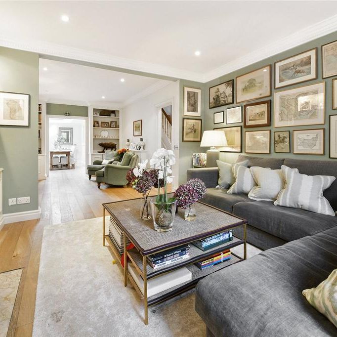 4 bedroom terraced house to rent - Photo 1