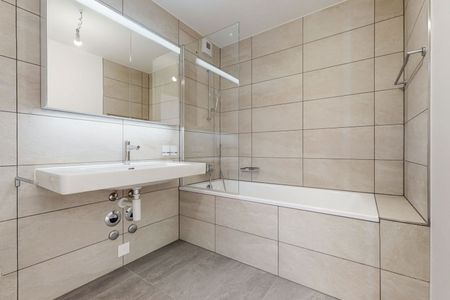 4.5 Zimmer, 108 m², 5. Stock - Photo 2