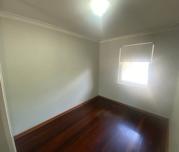 WELL PRESENTED TWO BEDROOM, ONE BATHROOM HOME IN DIANELLA - Photo 5