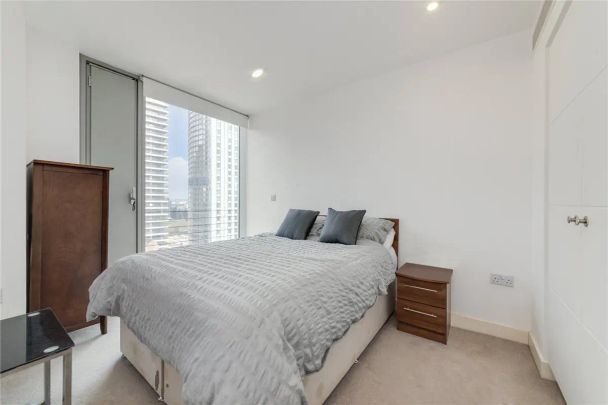 2 bedroom flat in 24 Marsh Wall - Photo 1