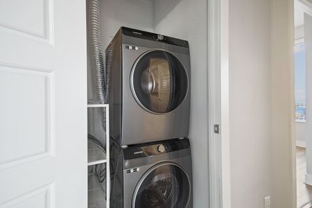 For Lease - 28 Linden Street Unit# 2204, Toronto, Ontario - Photo 5