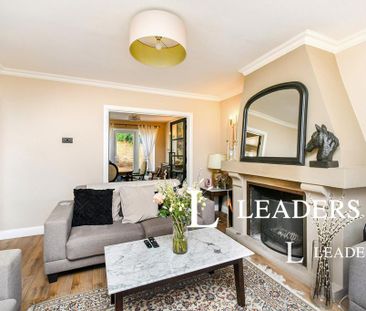 5 bedroom semi-detached house to rent - Photo 2