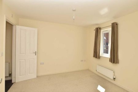 3 bedroom terraced house to rent - Photo 2