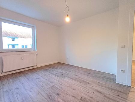 Sanierte 3-Zimmer-Wohnung mit Balkon - Photo 3
