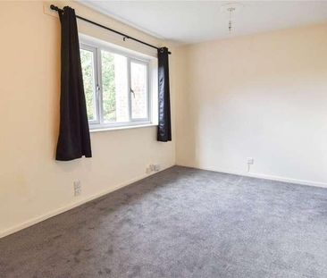 Newman Way, Rednal, Birmingham, West Midlands, B45 - Photo 4