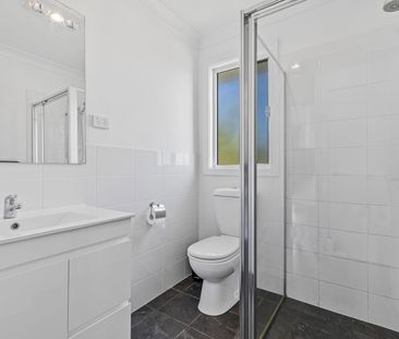 2-Bedroom Granny Flat across from the Channel - Photo 6